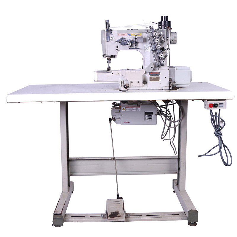 近年来成衣的款式变化万千