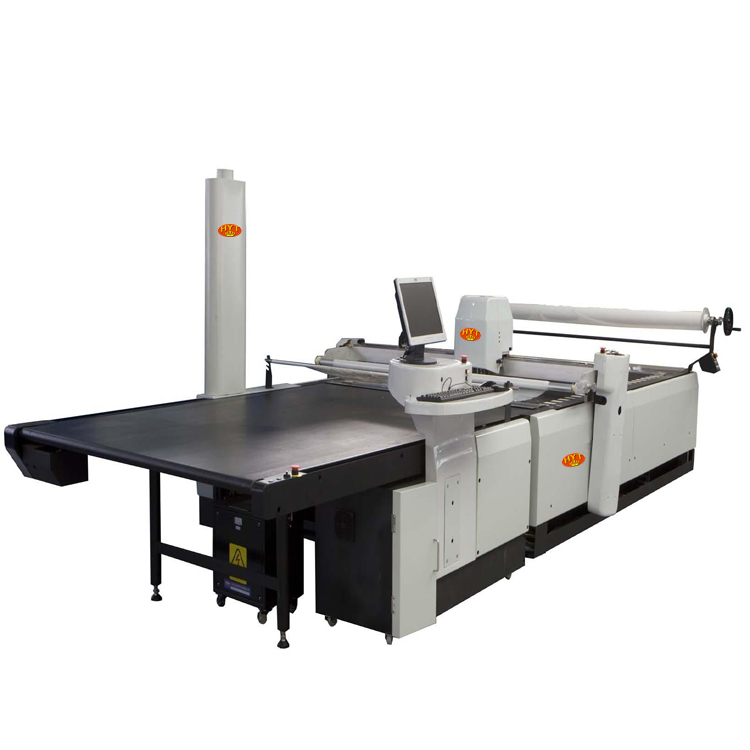 裁剪组件的下方开设有路径槽