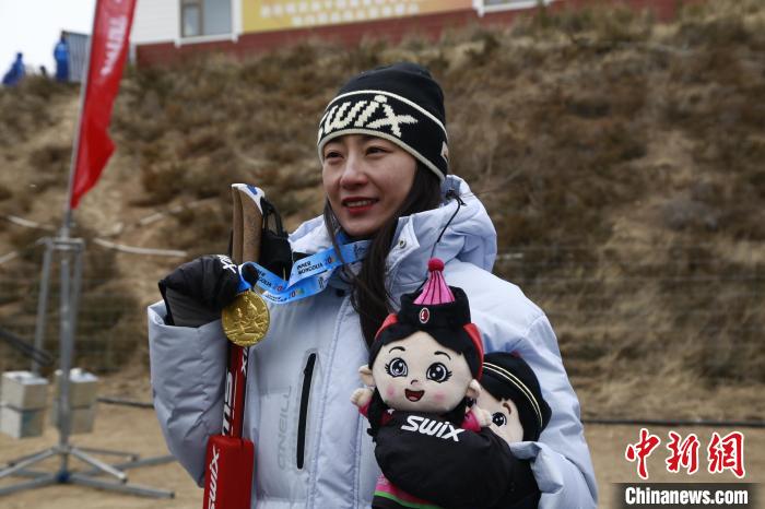 十四冬冬季两项迎来首枚金牌：孟繁棋夺得女子