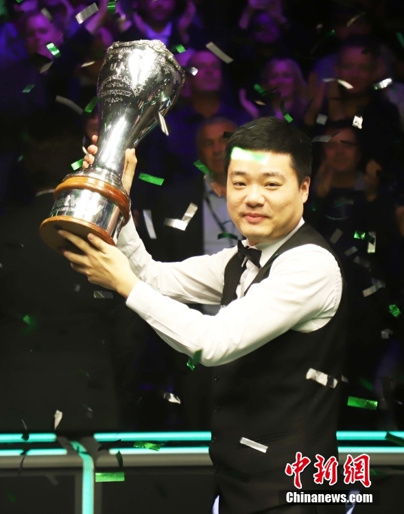 赵心童6比1丁俊晖横扫晋级上海大师赛半决赛，将