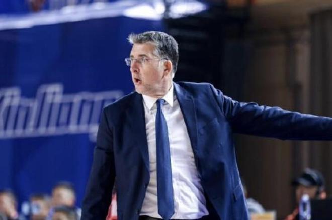 新疆男篮主帅别德夫-格兰离任 姜正秀暂代帅位