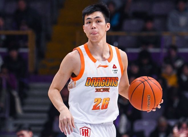 深圳大胜江苏豪取12连胜 创队史最长连胜纪录