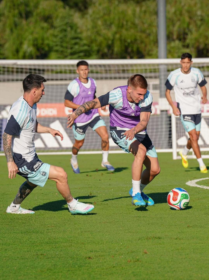 阿根廷国家队备战世界杯迎战毛里塔尼亚首战训